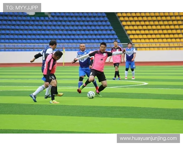 黄娜独家解析足球技巧与战术心得助你提升球技与比赛表现 黄娜独家解析足球技巧与战术心得助你提升球技与比赛表现